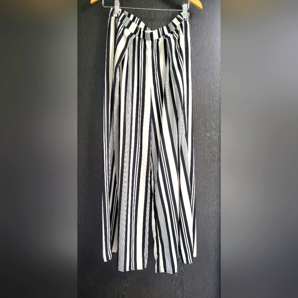 H&M Black and White Wide Legs with Stripes